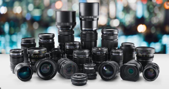 GROUP OF MANY CAMERA LENSES